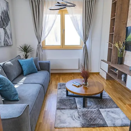 Golden View דירה *